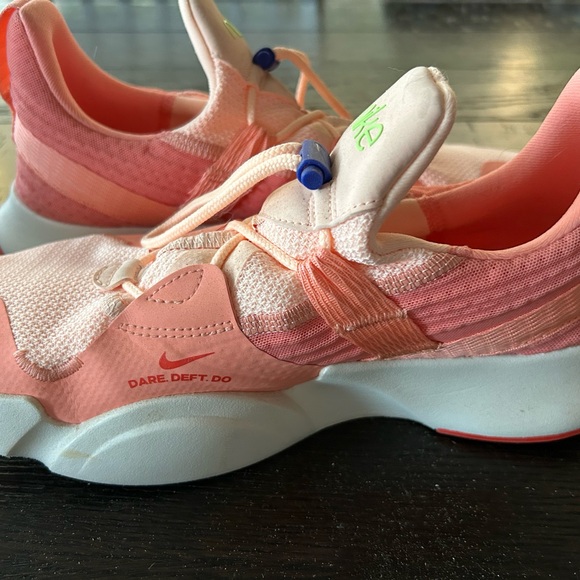 Nike Womens Superrep Groove Running Trainers CT1248 Sneakers Size 10 - Picture 4 of 6